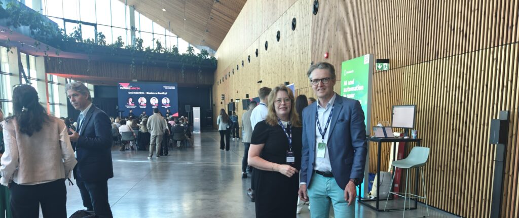 Two representatives from ELTA; Helena Hallgarn and Heikki Ilvessalo, CEO of Ilves